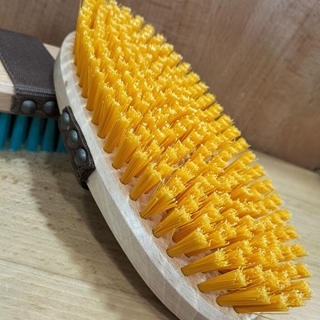 Bruza ZALDI madera con cerdas de plástico y cinta de lona - Imagen 2