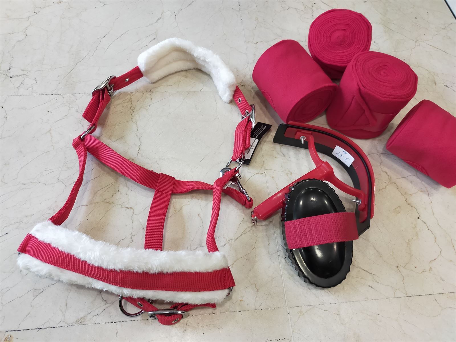 Cabezada cuadra HKM Sports Equipment borreguillo color rojo talla COB - Imagen 3